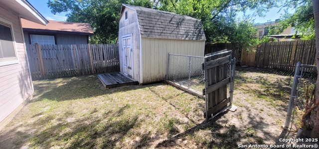 Image 16 of 18 For 1331 Bayou  