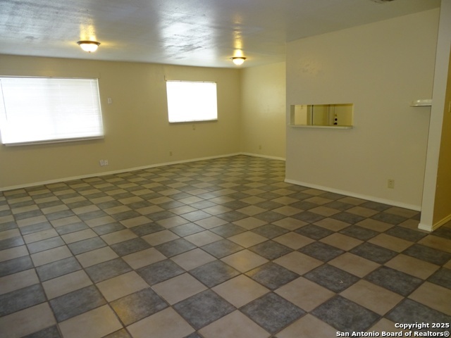 Image 3 of 33 For 7338 Deep Spring