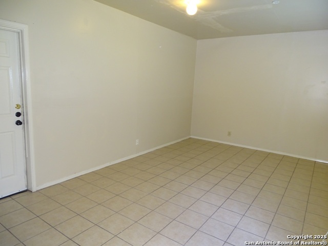 Image 9 of 33 For 7338 Deep Spring