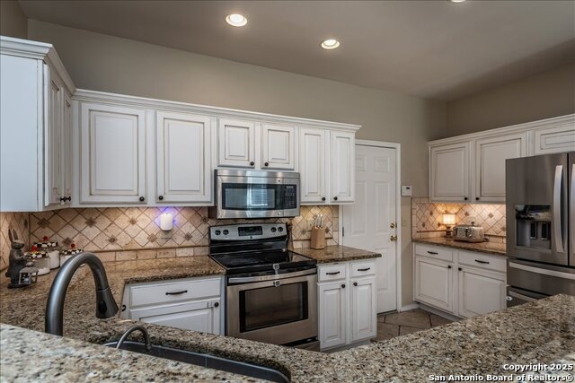 Image 16 of 29 For 25211 Lost Arrow