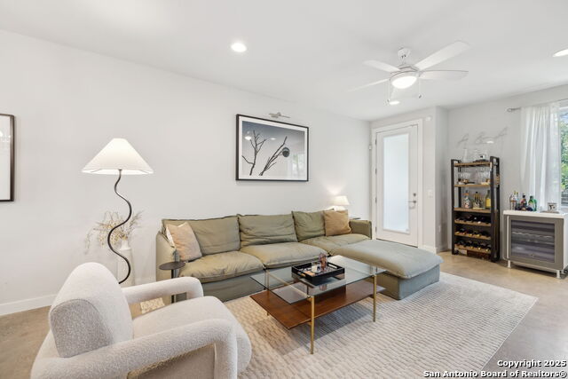 Image 18 of 29 For 330 Clay St 26