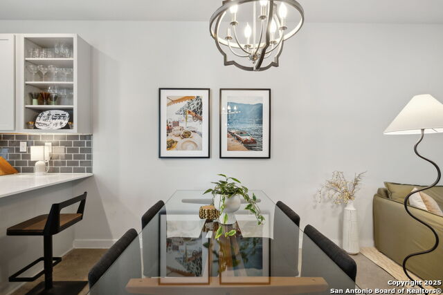 Image 9 of 29 For 330 Clay St 26