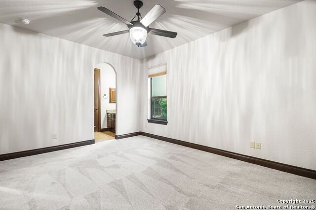 Image 32 of 46 For 27627 Legacy Woods