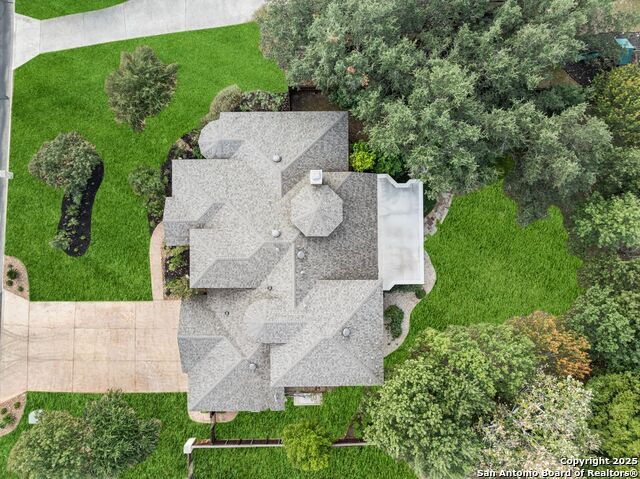 Image 43 of 46 For 27627 Legacy Woods