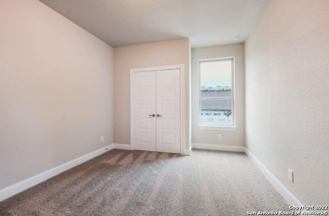 Image 16 of 17 For 11330 Cottage Grv