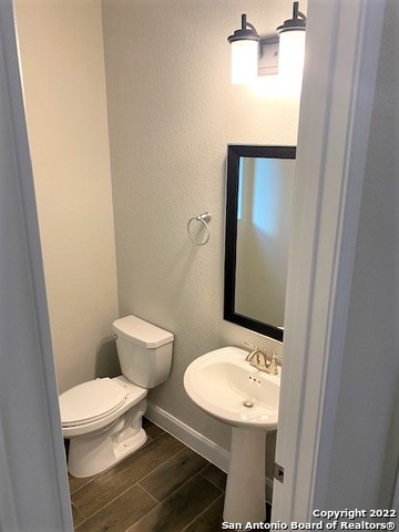 Image 3 of 17 For 11330 Cottage Grv