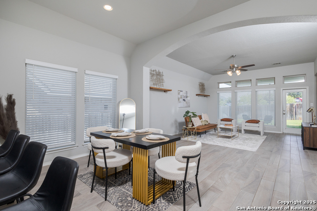 Listing photo id 11 for 14703 Running Wolf