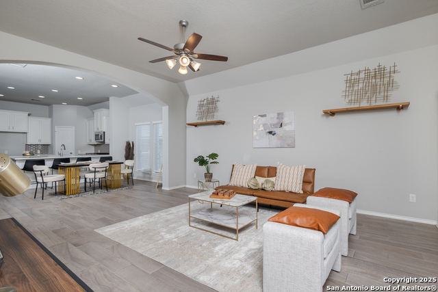 Listing photo id 12 for 14703 Running Wolf