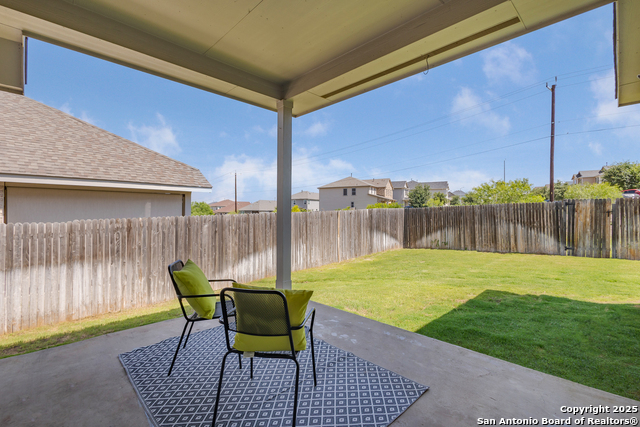 Listing photo id 31 for 14703 Running Wolf