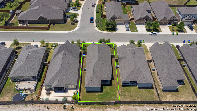 Listing photo id 34 for 14703 Running Wolf