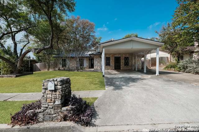 Image 3 of 30 For 8715 Bridington