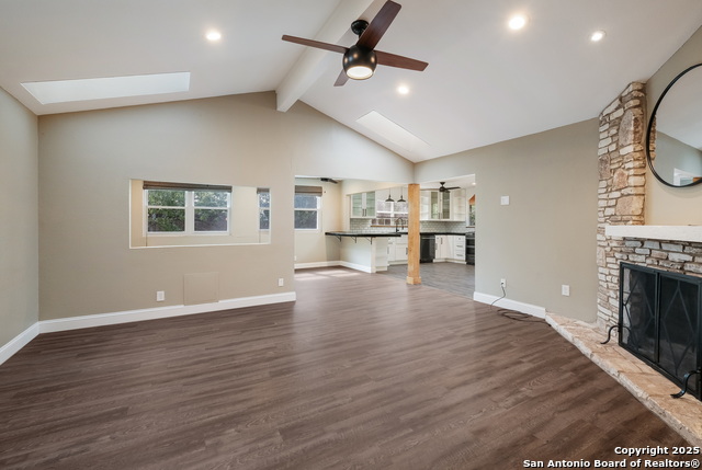 Image 6 of 30 For 8715 Bridington