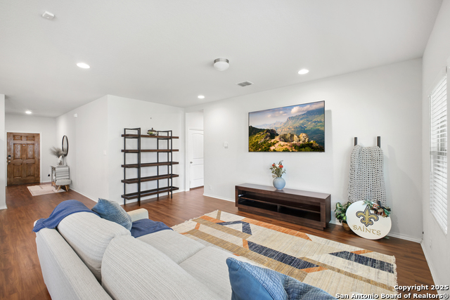 Image 10 of 41 For 6908 Opus Lane