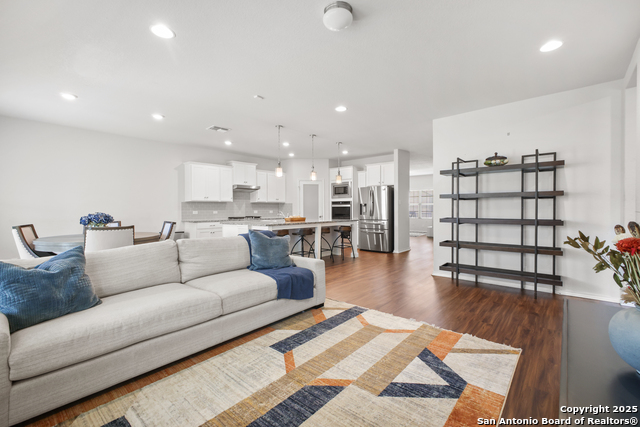 Image 11 of 41 For 6908 Opus Lane