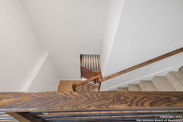 Image 24 of 41 For 6908 Opus Lane