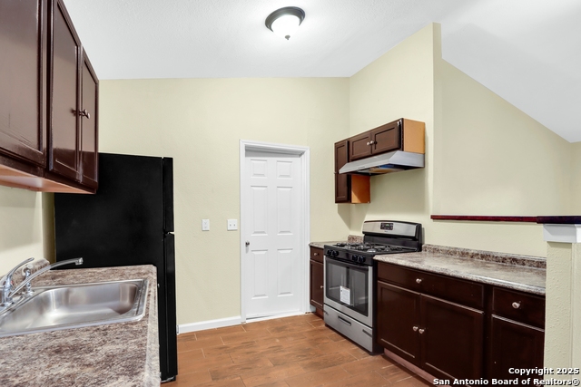 Image 14 of 26 For 5762 Broken Lance