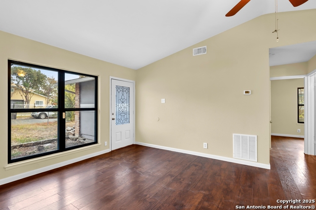 Image 17 of 26 For 5762 Broken Lance