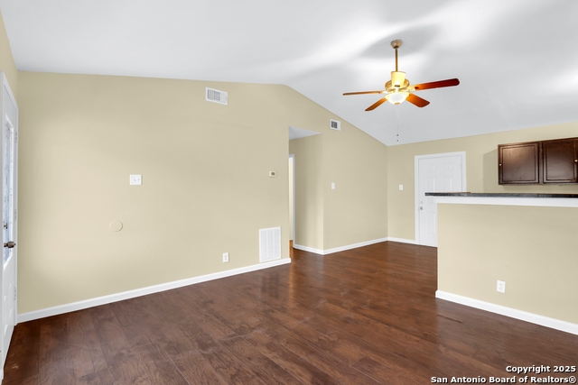 Image 18 of 26 For 5762 Broken Lance