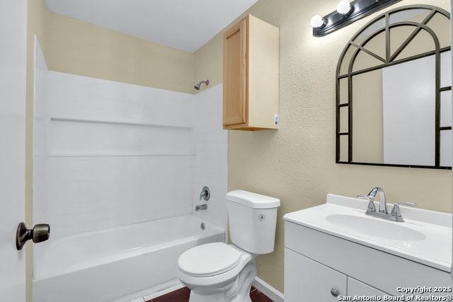 Image 25 of 26 For 5762 Broken Lance