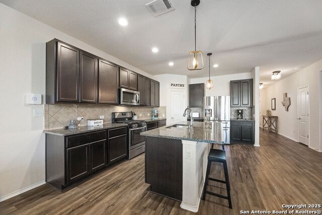 Image 10 of 40 For 7613 Harvest Bay