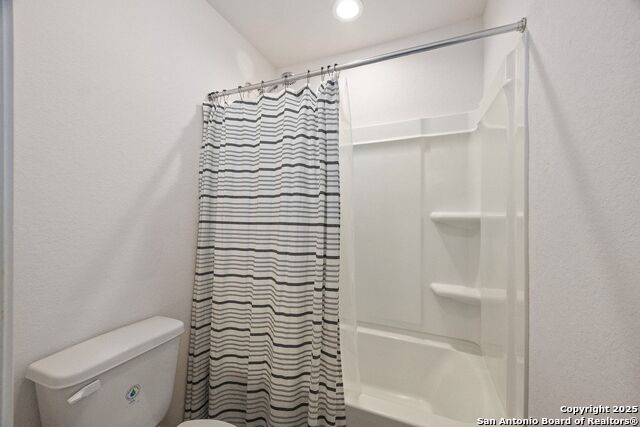 Image 28 of 40 For 7613 Harvest Bay