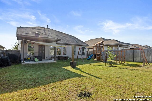 Image 29 of 40 For 7613 Harvest Bay