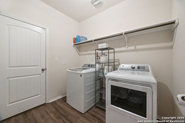 Image 7 of 40 For 7613 Harvest Bay