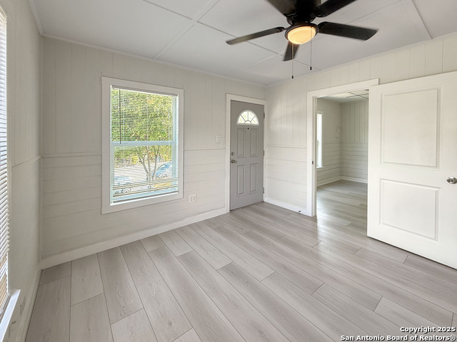 Image 3 of 22 For 131 Los Arboles