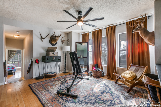 Image 16 of 25 For 3207 Green Spg