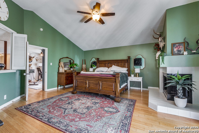 Image 18 of 25 For 3207 Green Spg