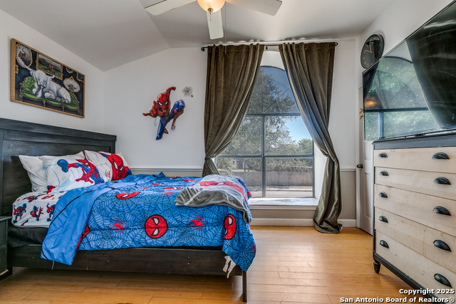 Image 21 of 25 For 3207 Green Spg