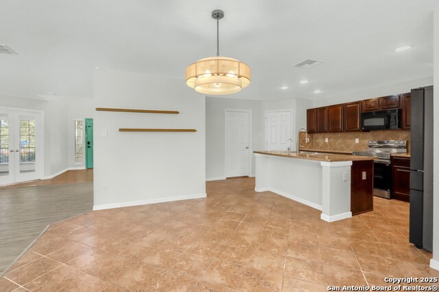 Image 24 of 48 For 10838 Black Wolf Bay