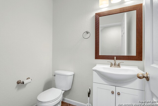 Image 27 of 48 For 10838 Black Wolf Bay