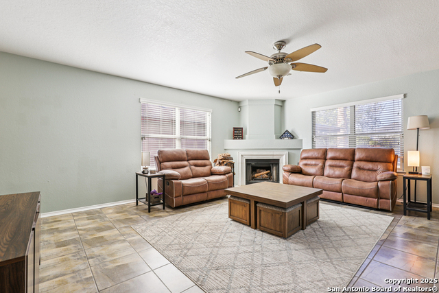 Image 13 of 37 For 8915 Gathering Pass