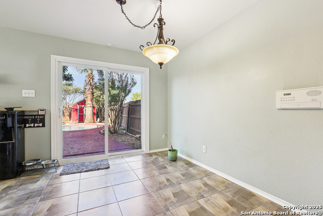 Image 15 of 37 For 8915 Gathering Pass