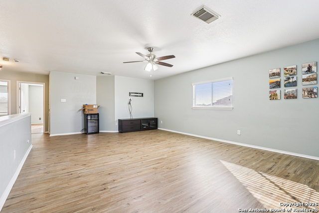 Image 21 of 37 For 8915 Gathering Pass