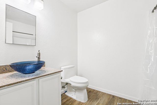 Image 26 of 37 For 8915 Gathering Pass