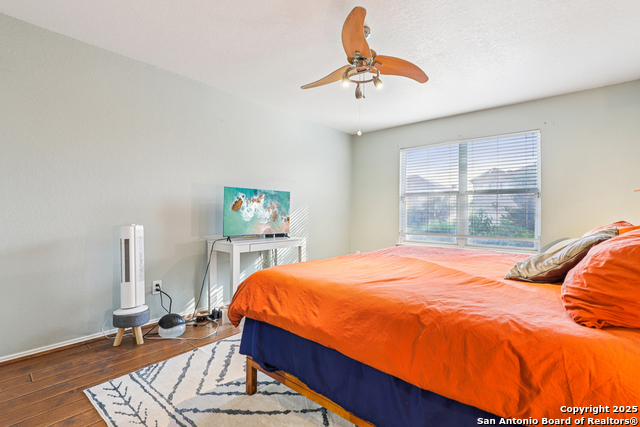 Image 28 of 37 For 8915 Gathering Pass