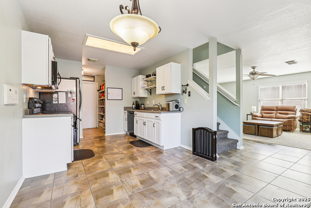 Image 3 of 37 For 8915 Gathering Pass