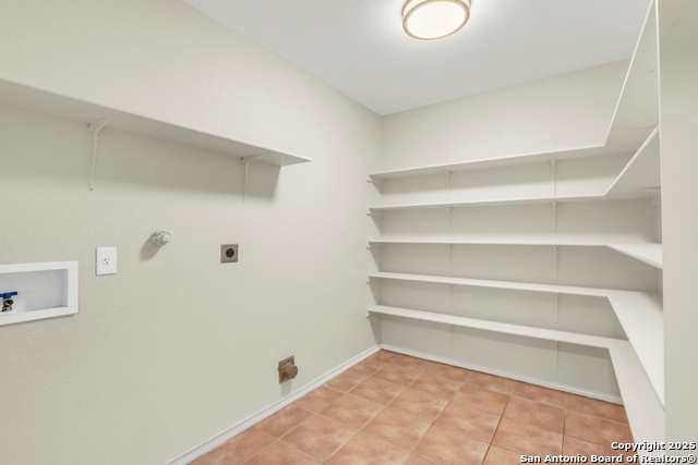 Image 24 of 39 For 1411 Sunset Lake