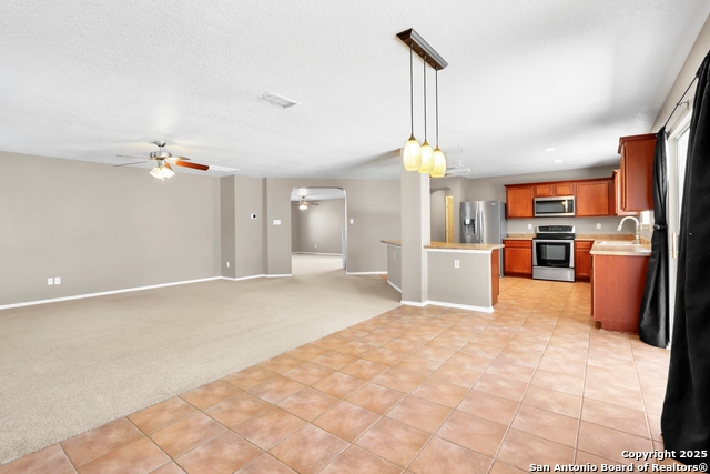 Image 30 of 39 For 1411 Sunset Lake