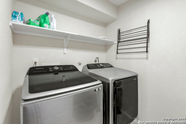 Image 18 of 30 For 531 Erica