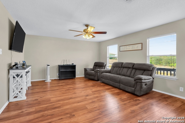 Image 21 of 30 For 531 Erica