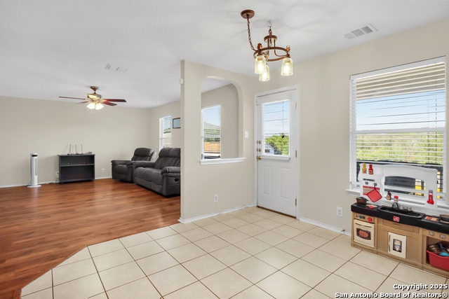 Image 23 of 30 For 531 Erica