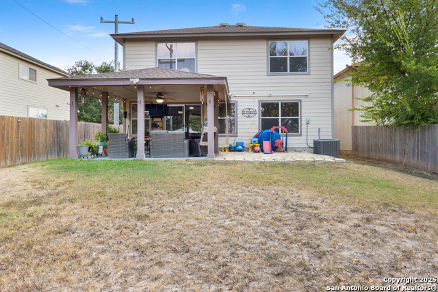 Listing photo id 22 for 11366 Victory Cavern