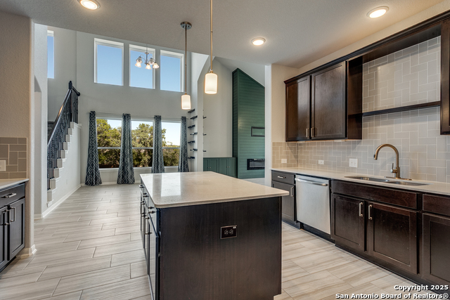 Image 5 of 25 For 24608 Ahava  