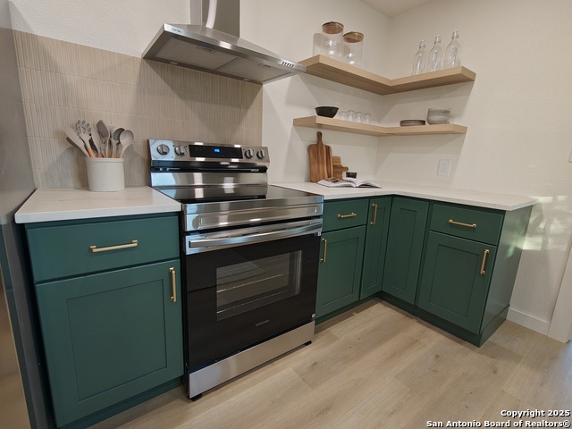 Image 12 of 38 For 371 Rose Blvd