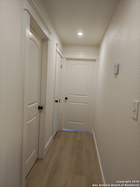 Image 28 of 38 For 371 Rose Blvd