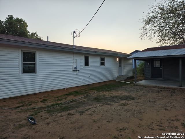 Image 35 of 38 For 371 Rose Blvd