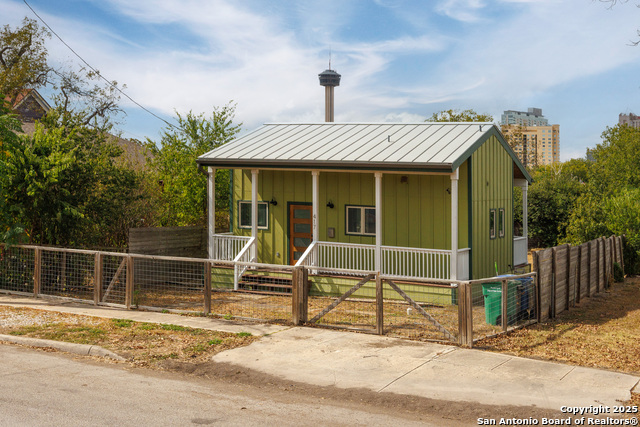 Details for 417 N Olive  , San Antonio, TX 78202